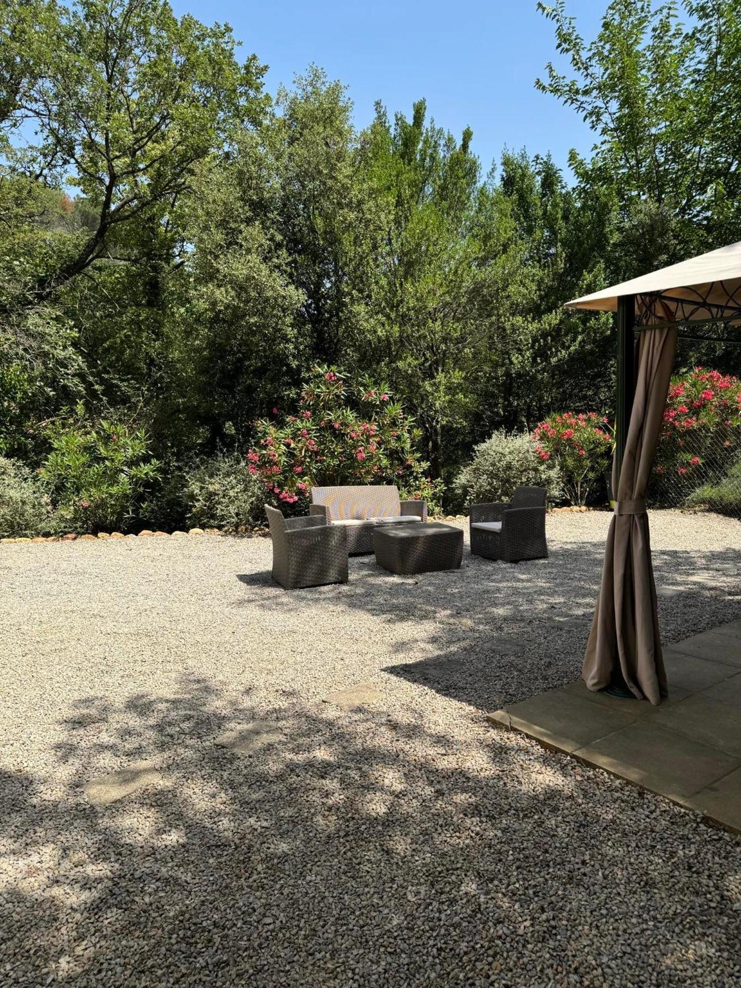 Maison avec piscine chauffée entre mer et montagne Montauriol  Exterior foto